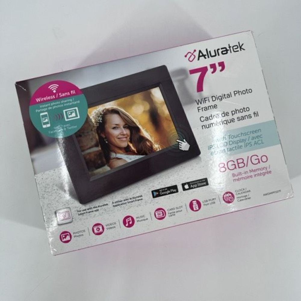 New Aluratek 7" lcd wifi Digital‎ Photo Frame with Touchscreen 8gb memory